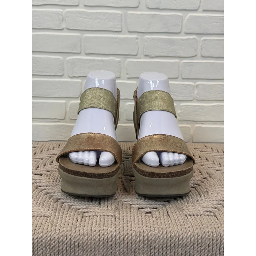 OTBT Bushnell Platform Wedge Sandals Olive Gold Size 7.5